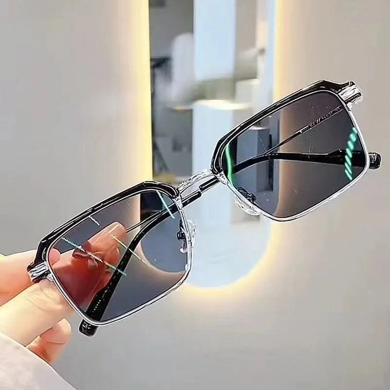 Unisex Photochromic Anti-Radiation Eyeglasses – Vintage Frame